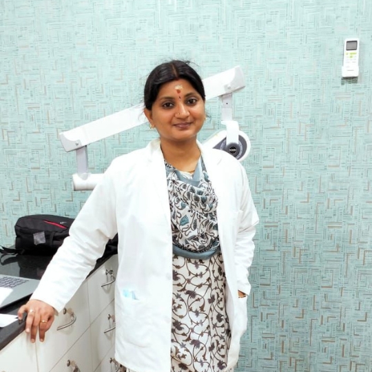 Dr. Akshaya M.D.S Consultant Periodontist